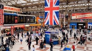 A Walk Through The London Victoria Station London England [upl. by Katherina]